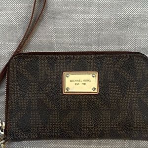 Micheal Kors Wallet/Wristlet